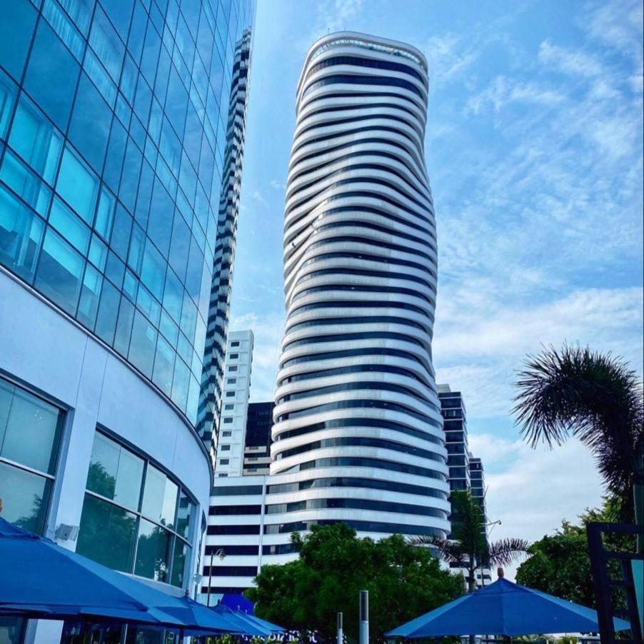 The Park Hotel Guayaquil Buitenkant foto