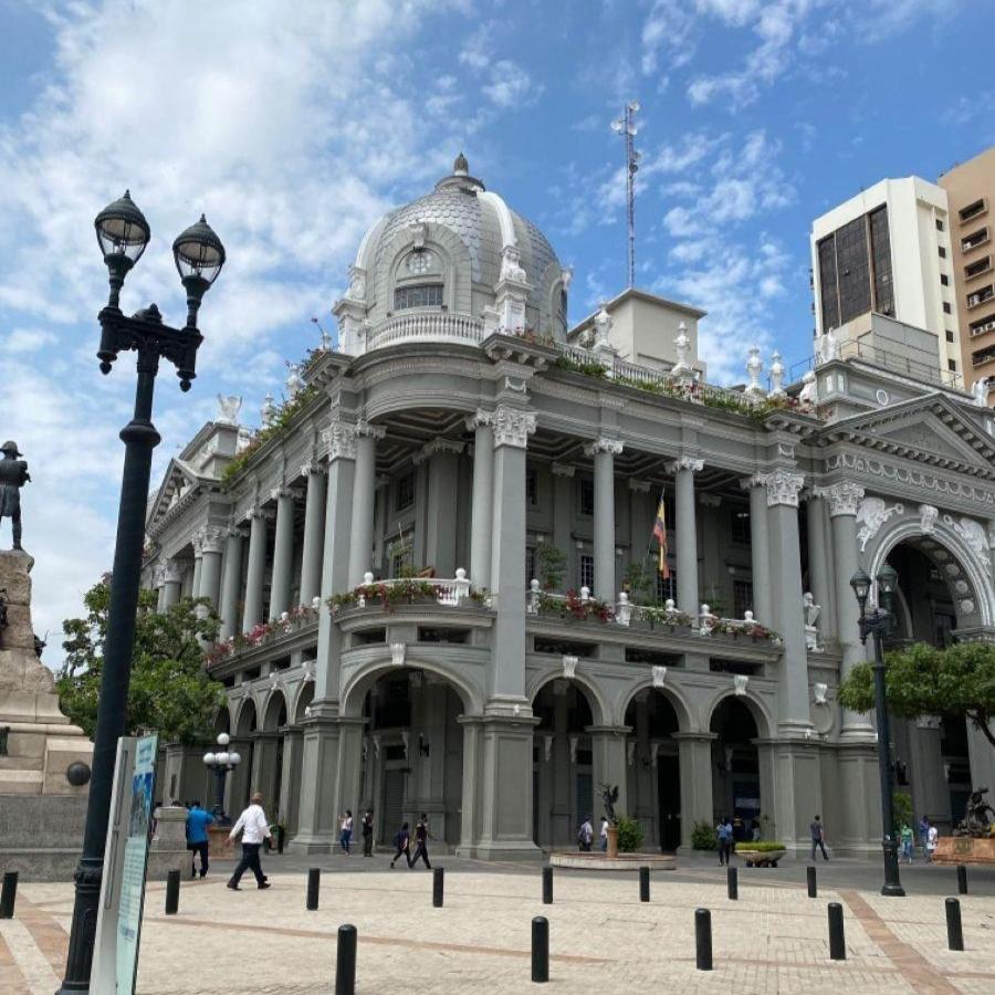 The Park Hotel Guayaquil Buitenkant foto